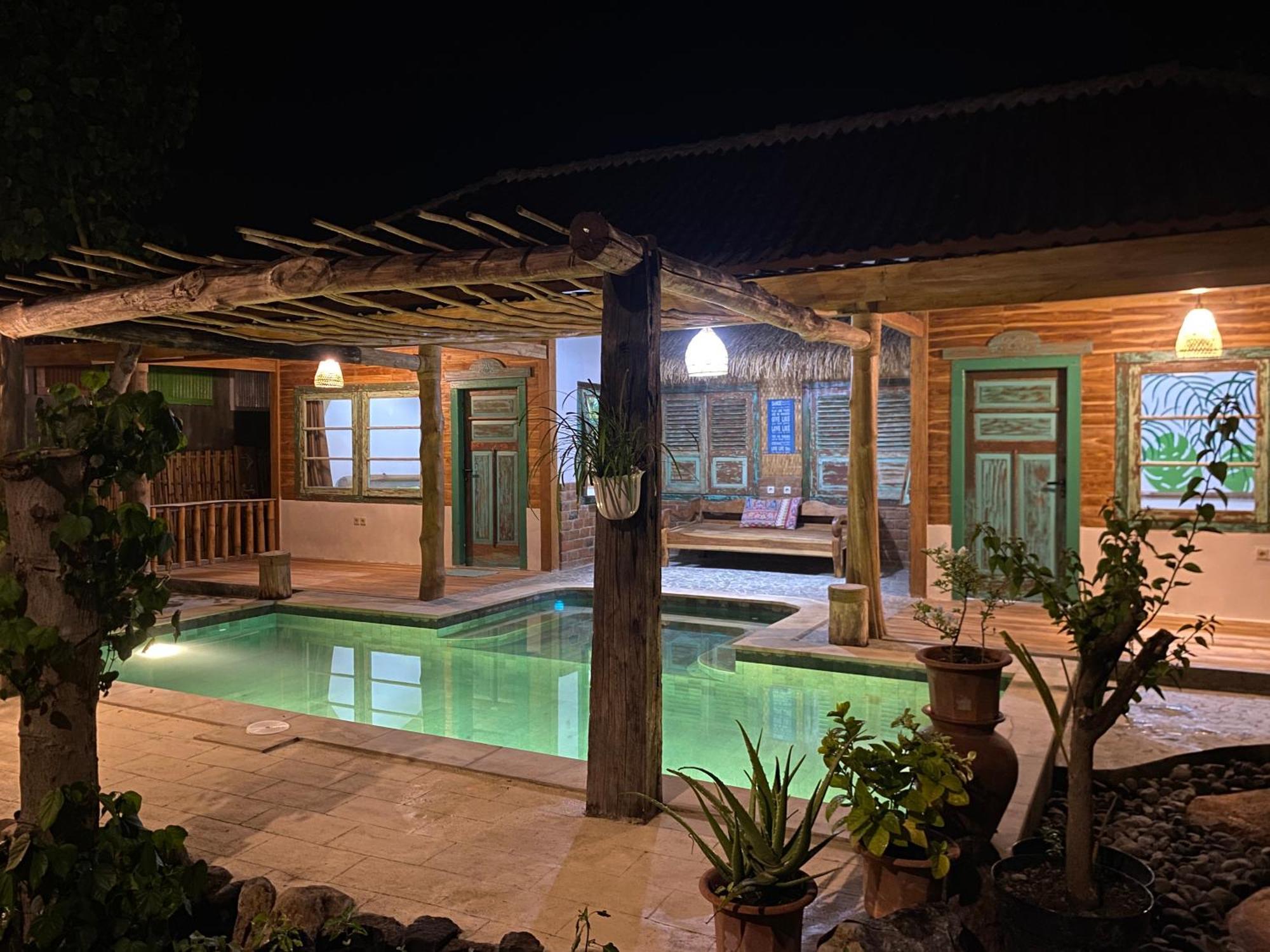 Villa La Vida Gili Trawangan Luaran gambar